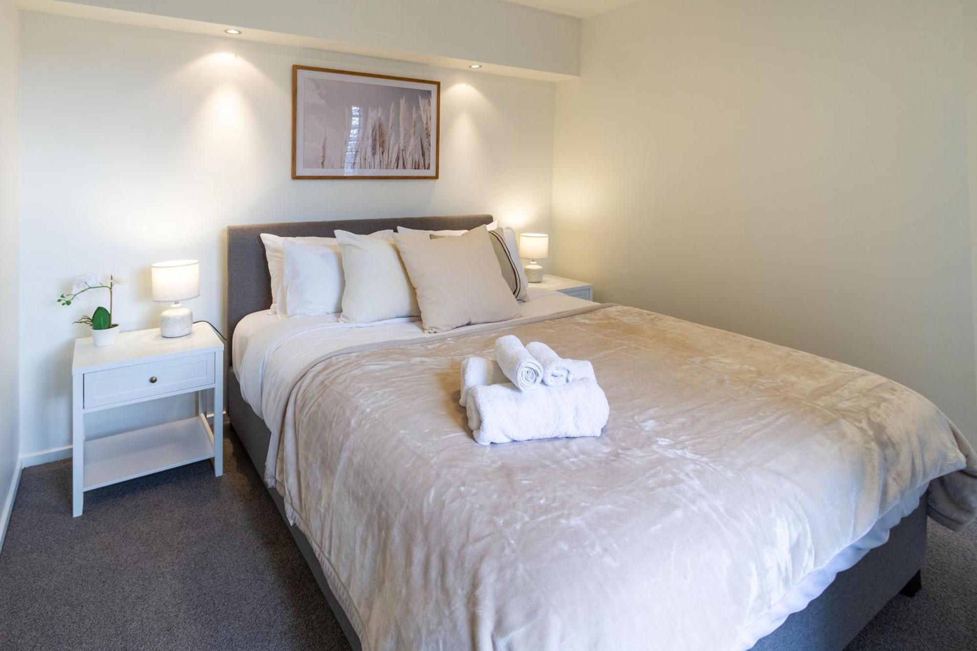 Warm Chch Apartment Park View & Garage Parking Κράισττσερτς Εξωτερικό φωτογραφία